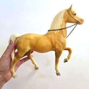 Vintage 1971-1985 Breyer Palomino Prancing Horse Cheyenne Chain Reins #112